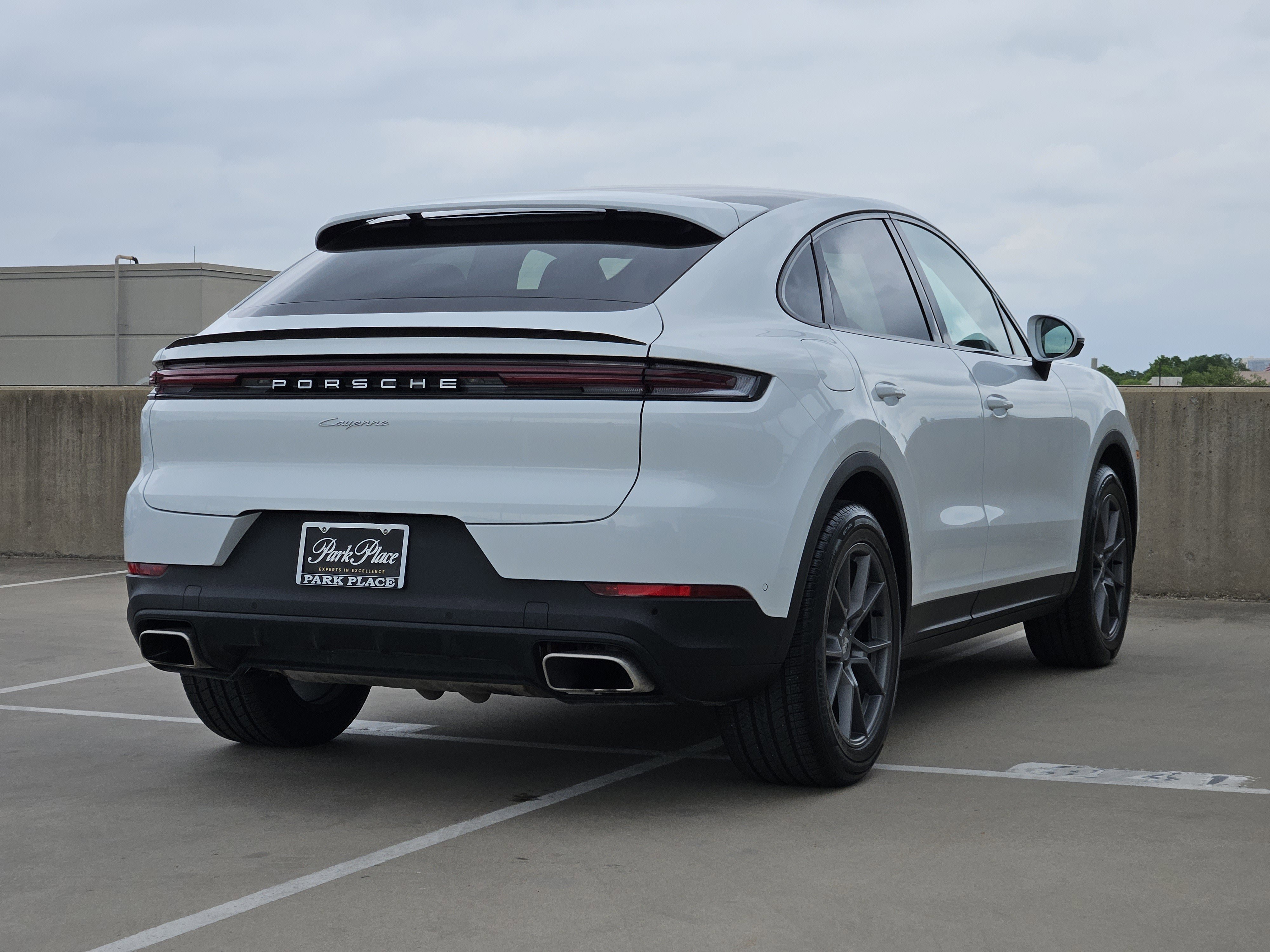Certified 2026 Porsche Cayenne Coupe image 8