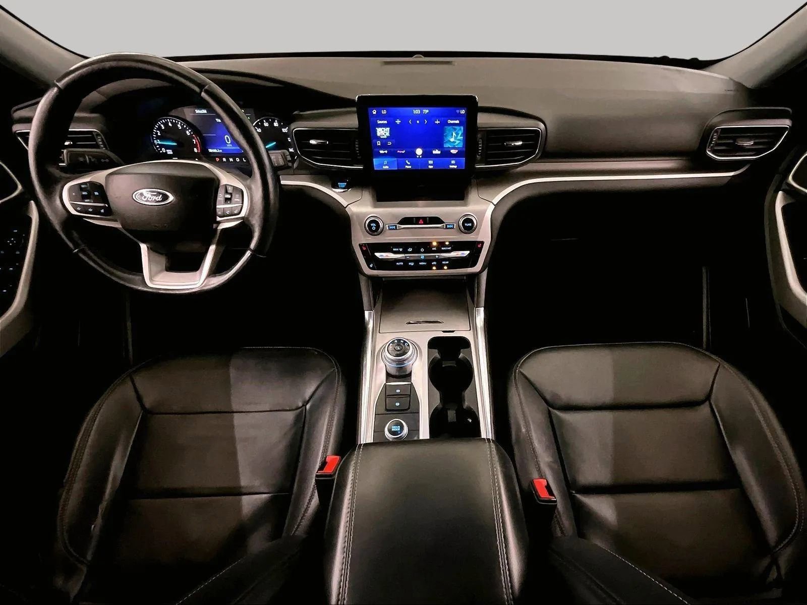 Used 2022 Ford Explorer XLT w/ Equipment Group 202A AWD/4WD image 14