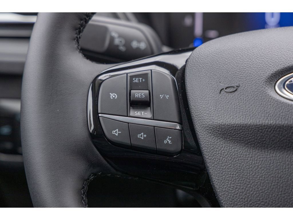 Used 2025 Ford Escape Active w/ Cold Weather Package image 24