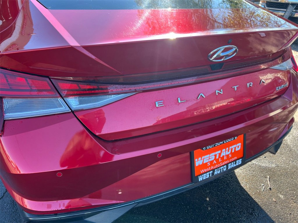 Used 2023 Hyundai Elantra Limited image 34