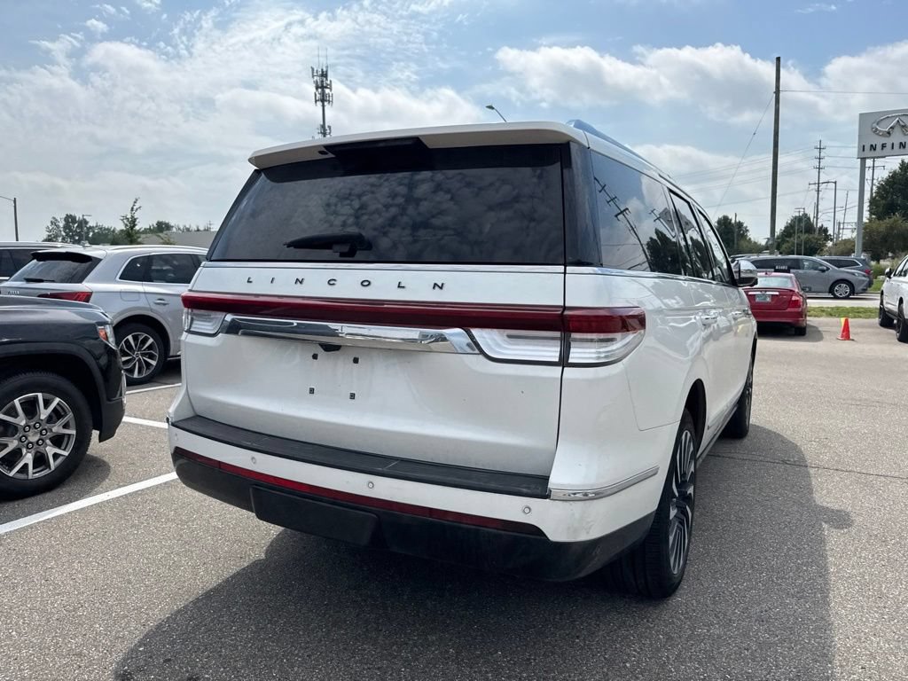 Used 2023 Lincoln Navigator Black Label AWD/4WD image 5