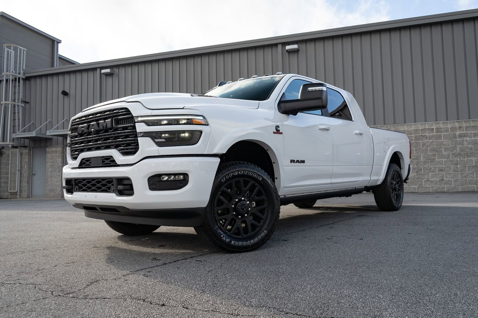 New 2026 RAM 2500 Limited AWD/4WD image 5
