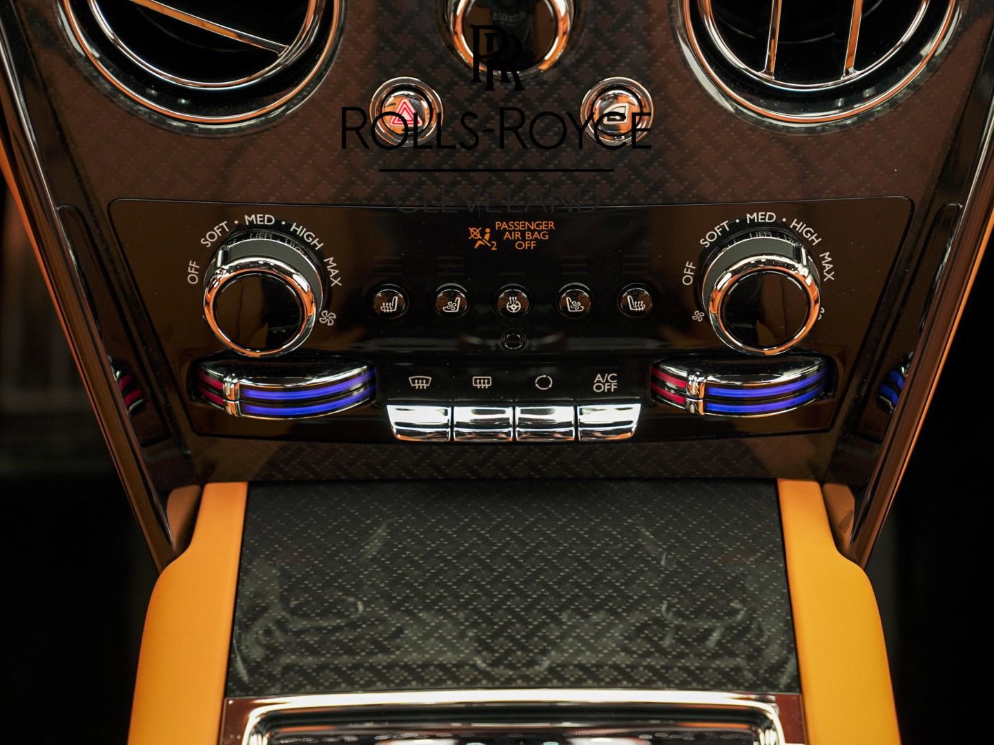 New 2026 Rolls-Royce Cullinan Black Badge image 52