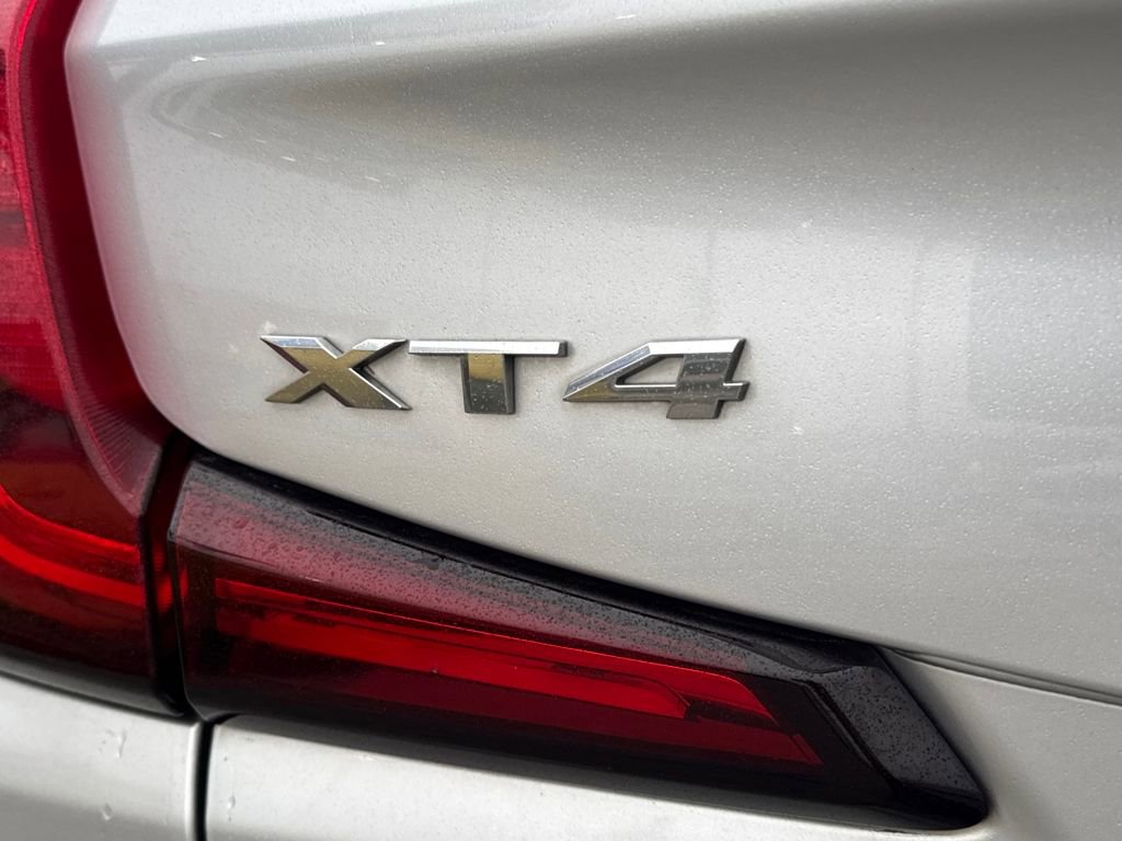 Used 2019 Cadillac XT4 Premium Luxury w/ Cold Weather Package image 8