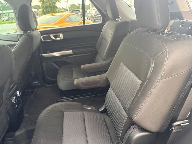 Certified 2024 Ford Explorer XLT RWD image 25