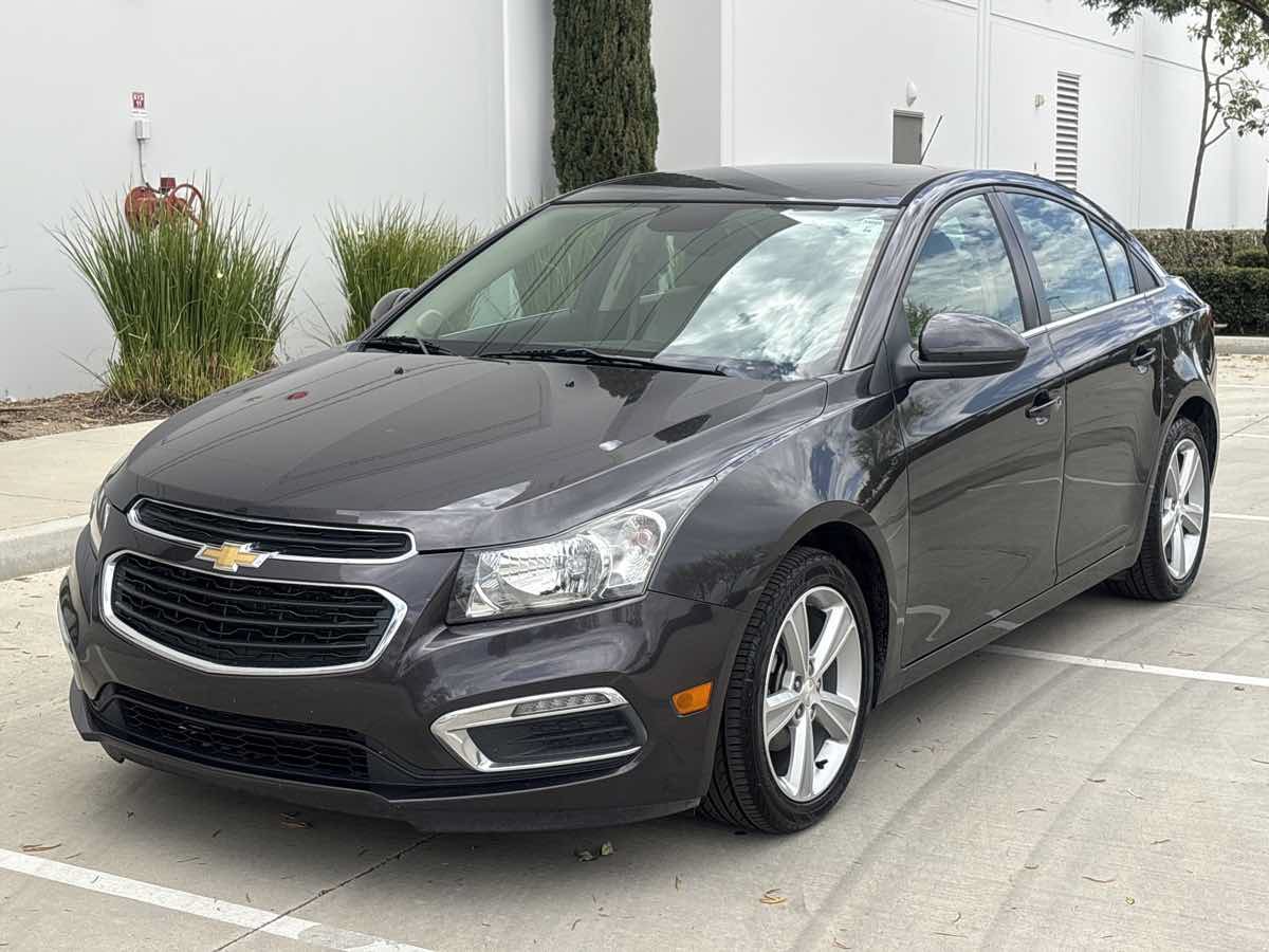 Used 2016 Chevrolet Cruze LT FWD image 7