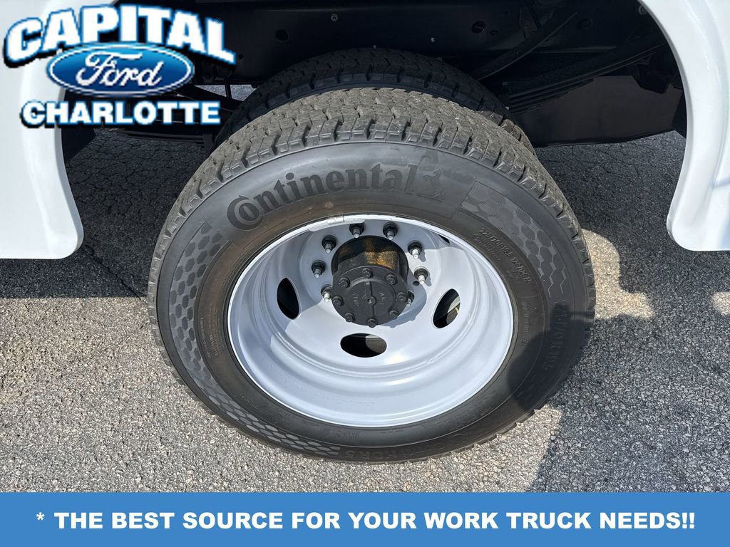 New 2025 Ford F450 XL w/ XL Chrome Package image 13