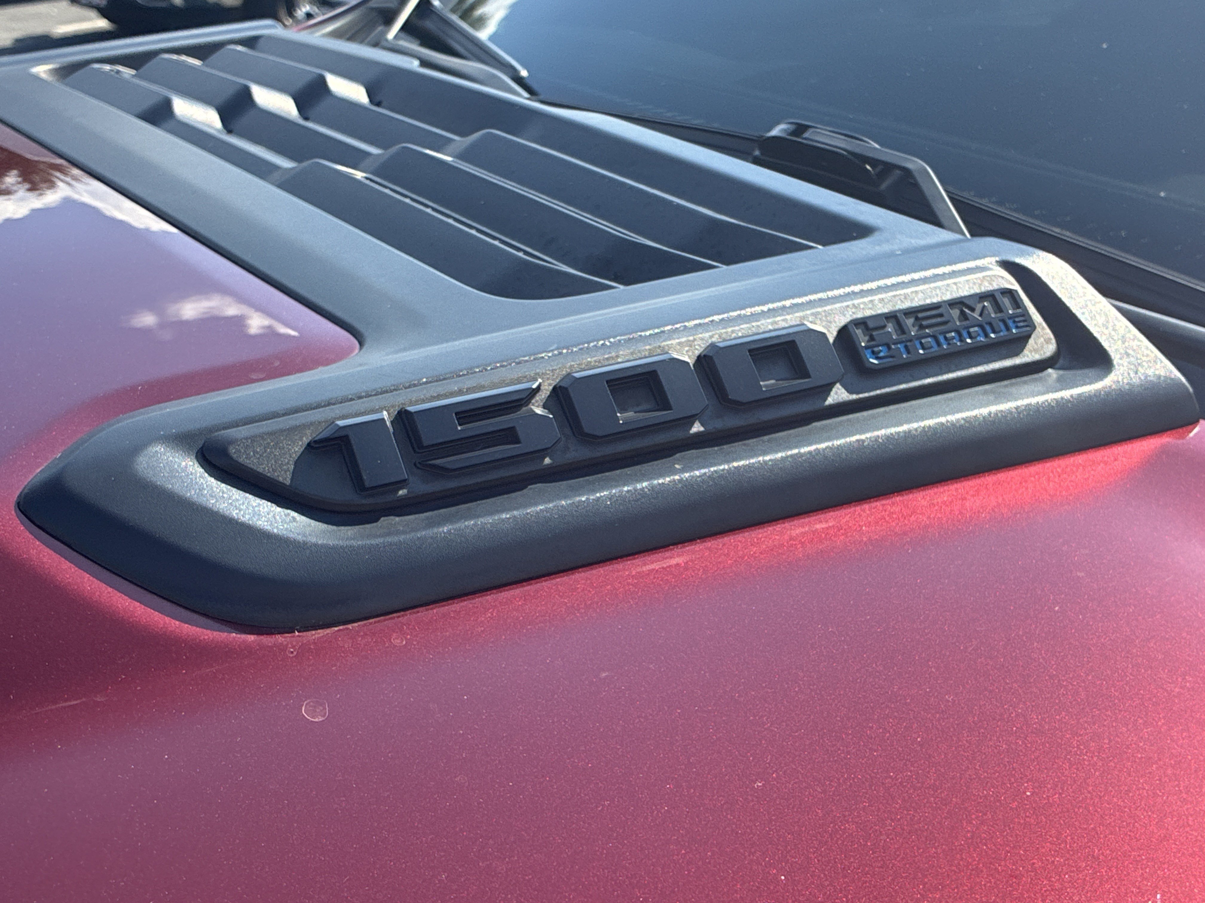 Used 2023 RAM 1500 Laramie AWD/4WD image 16