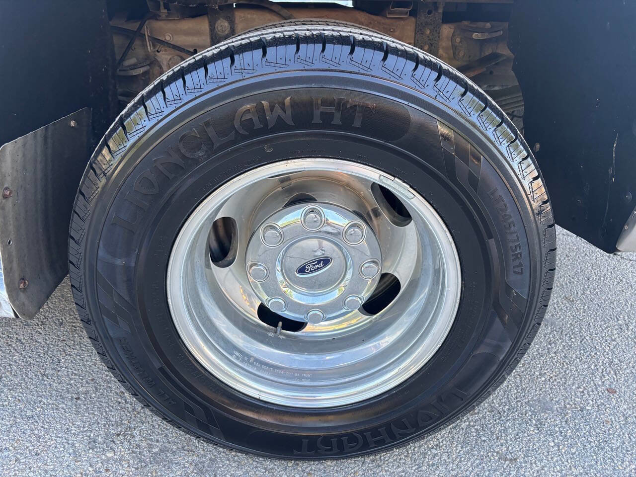 Used 2007 Ford F350 Lariat RWD image 17