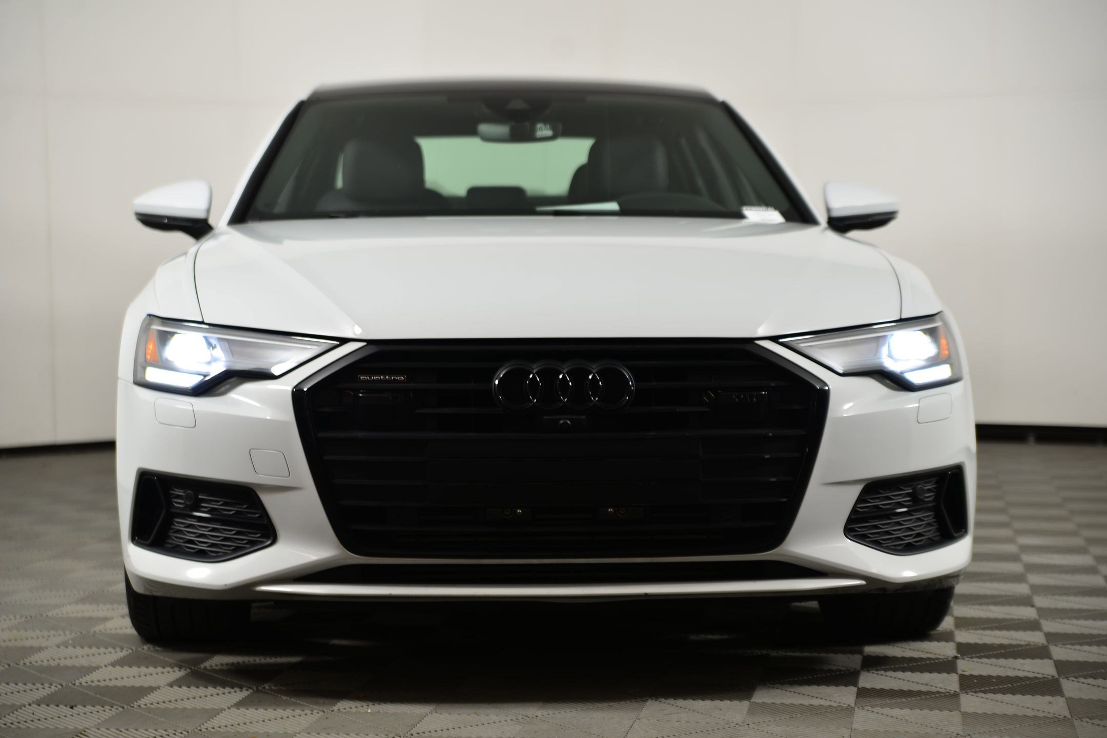 Used 2023 Audi A6 2.0T Premium w/ Convenience Package image 5