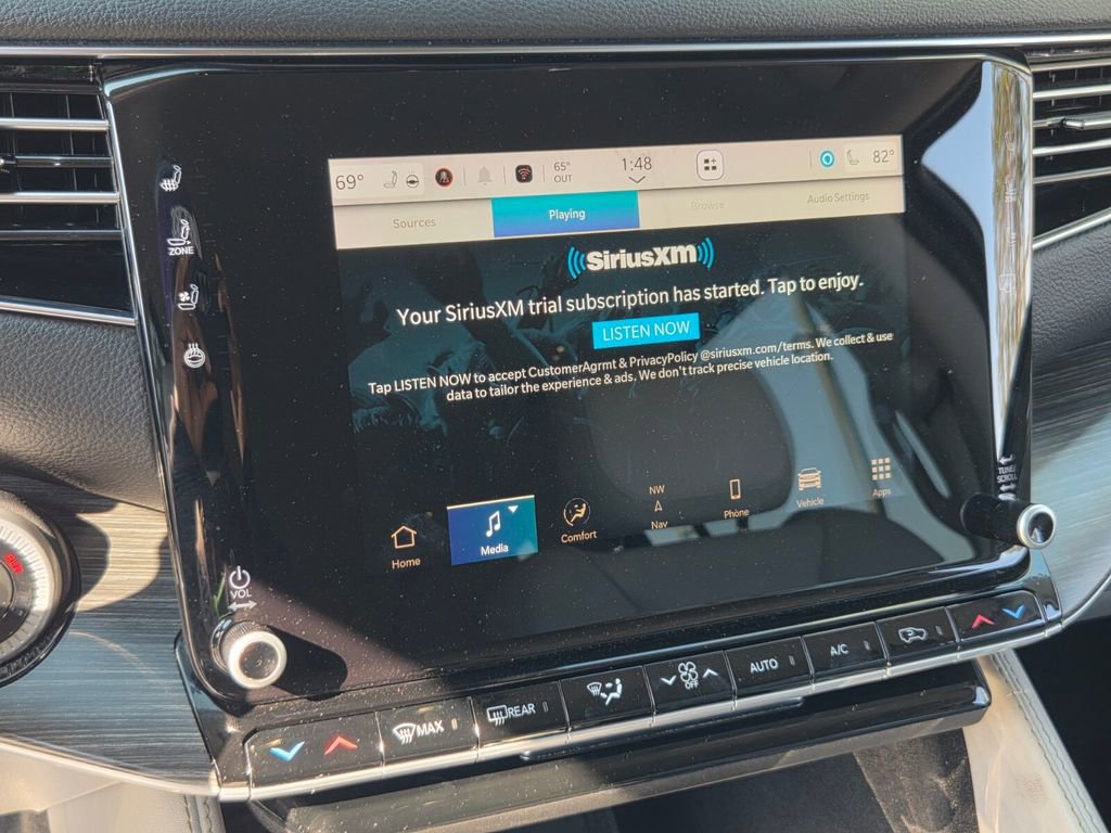 Used 2023 Jeep Wagoneer L Series III w/ Preferred Equipment Group image 20