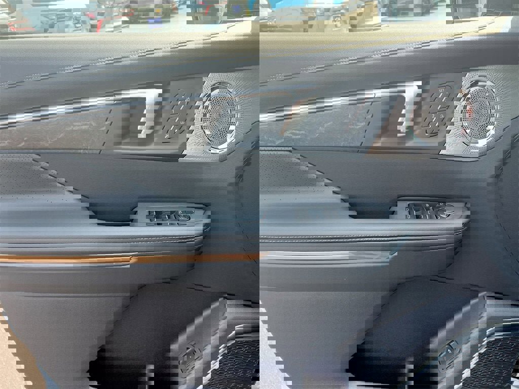 New 2026 Buick Enclave Avenir w/ Super Cruise Package image 19