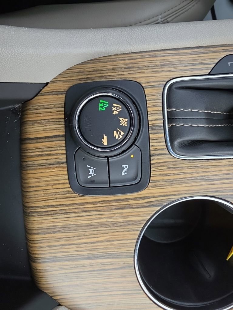 Used 2017 GMC Acadia Denali w/ Technology Package image 21