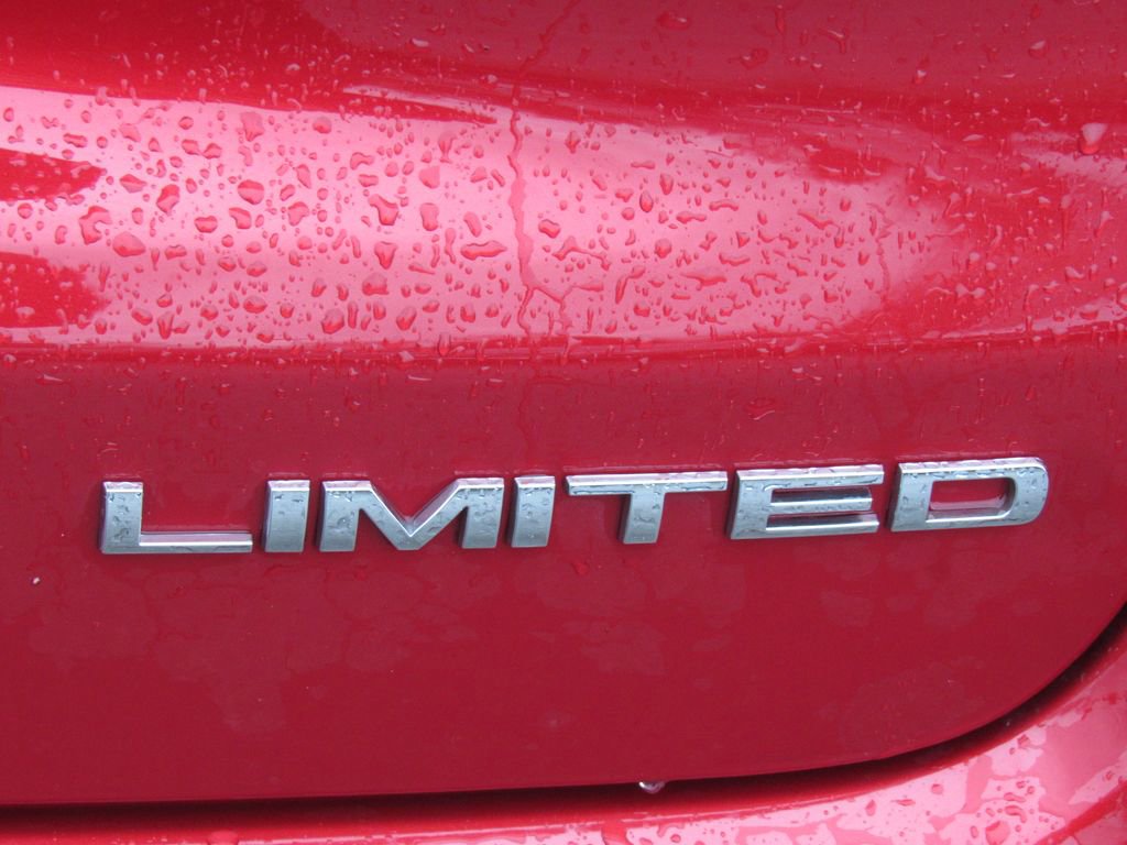 Used 2025 Jeep Compass Limited AWD/4WD image 8