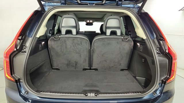 New 2026 Volvo XC90 B6 Plus w/ Protection Package AWD/4WD image 40