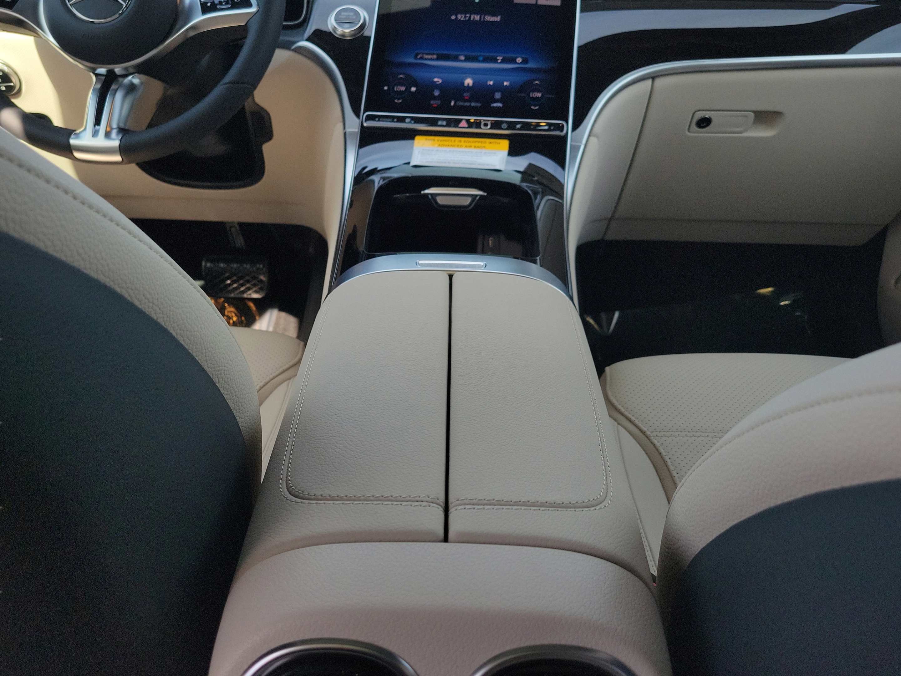 Used 2026 Mercedes-Benz GLC 300 image 23