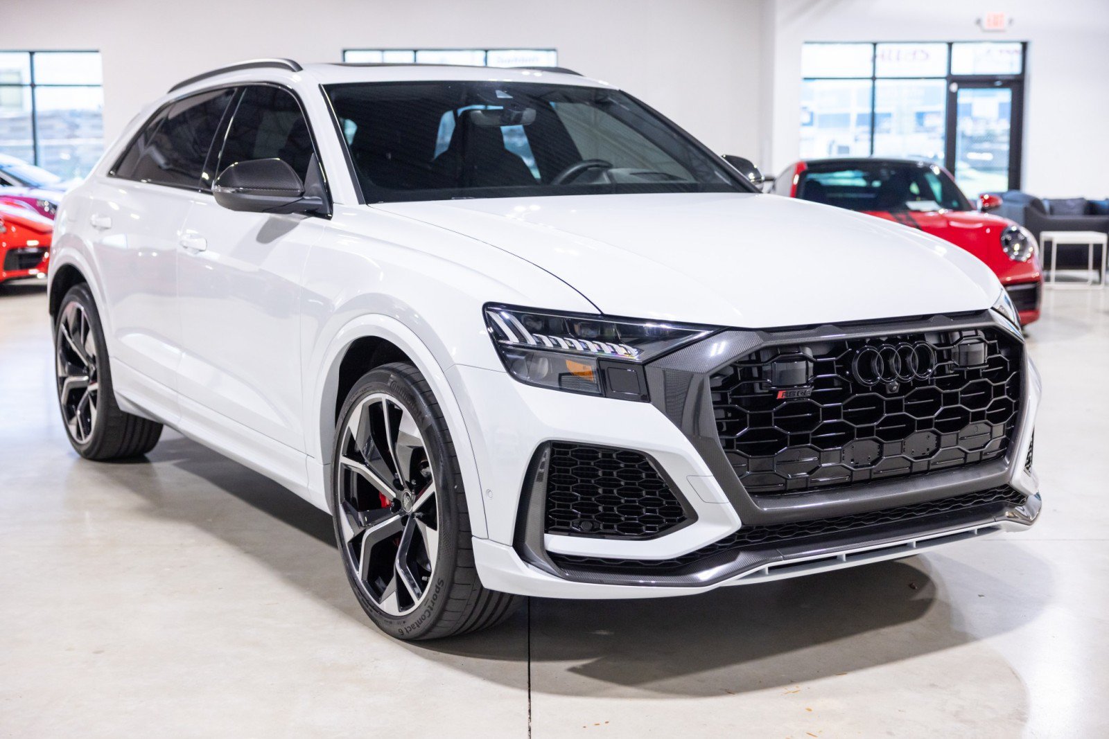 Used 2024 Audi RS Q8 AWD/4WD image 10