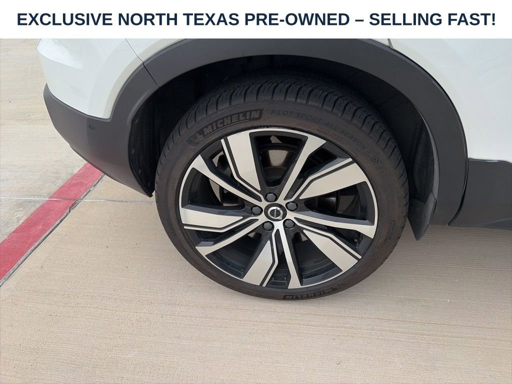 Used 2022 Volvo XC40 P8 Recharge Plus AWD/4WD image 6