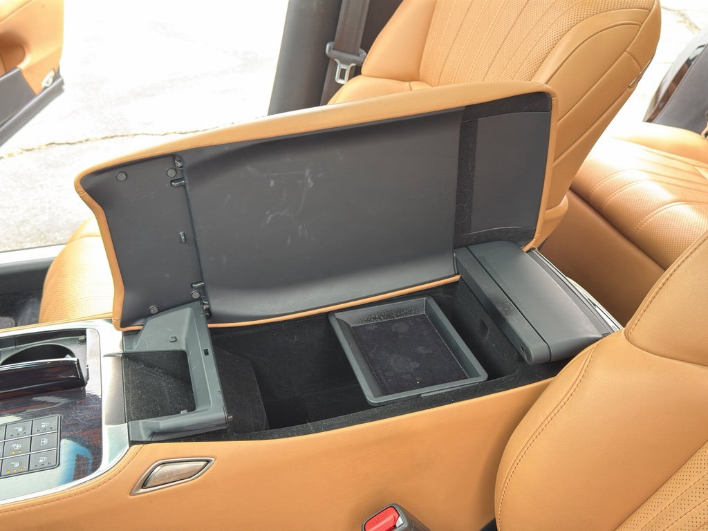 Used 2023 Lexus LS 500 Luxury w/ Luxury Package image 18