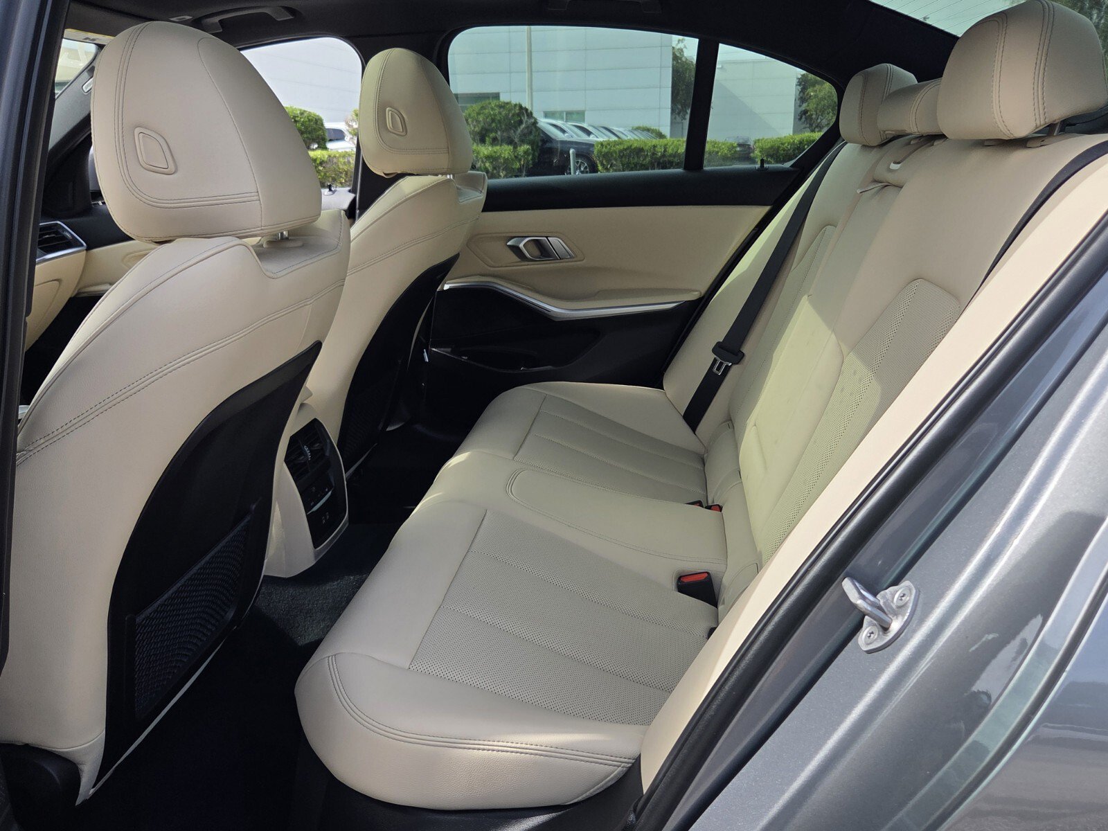 Used 2023 BMW 330i Sedan w/ Driving Assistance Package RWD image 11