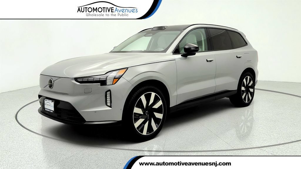 Used 2025 Volvo EX90 Ultra