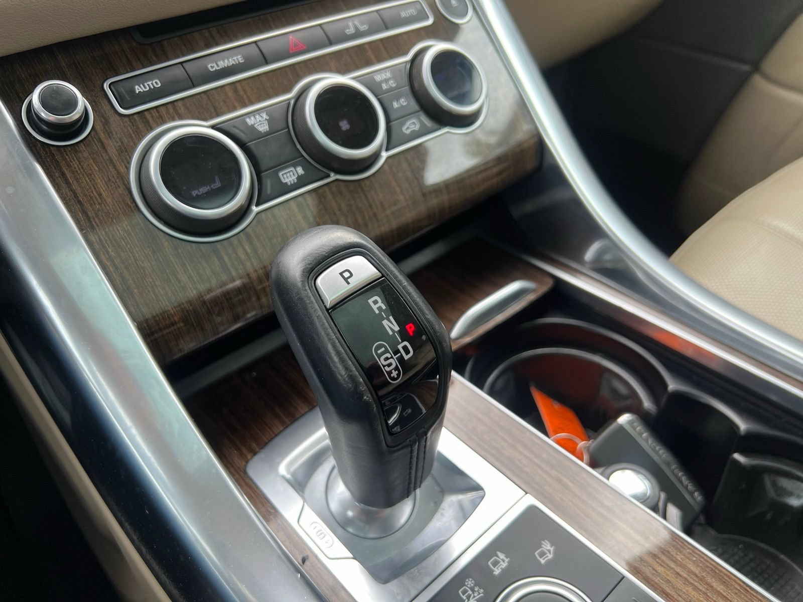 Used 2016 Land Rover Range Rover Sport HSE AWD/4WD image 25