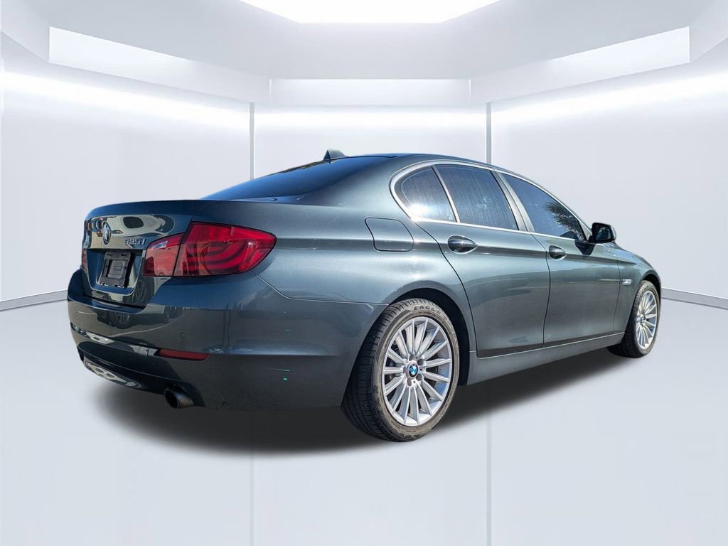 Used 2013 BMW 535i xDrive Sedan image 4