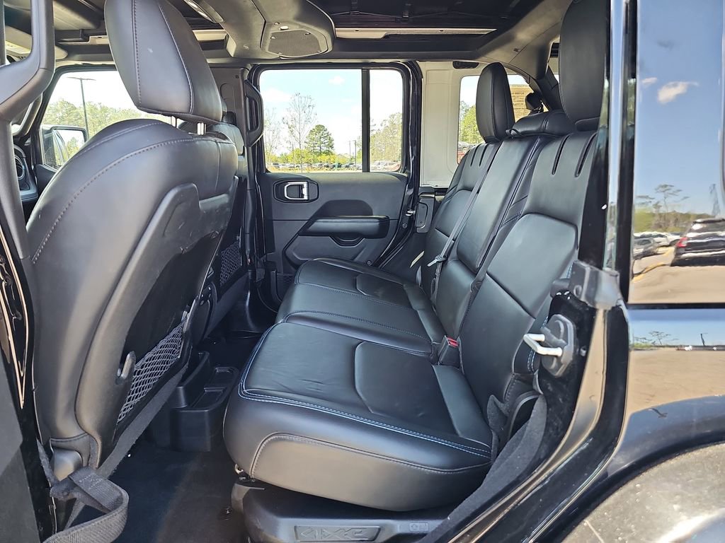 Used 2024 Jeep Wrangler Unlimited Rubicon 4xe image 19