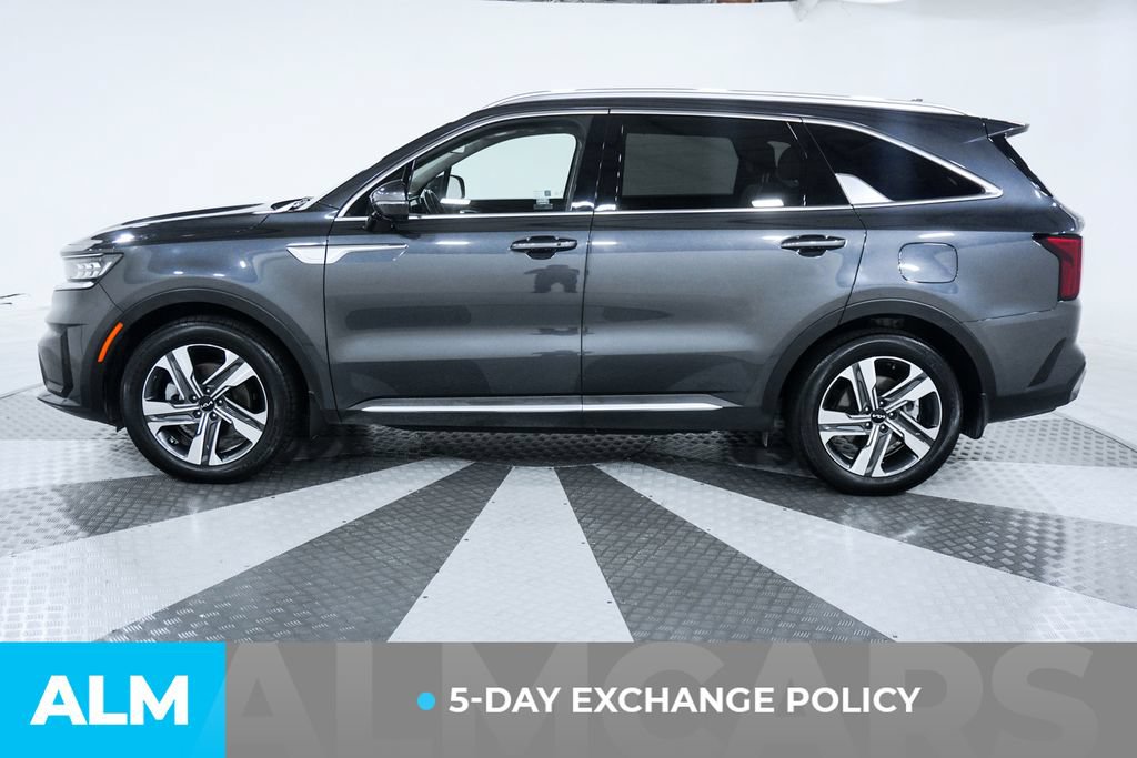 Used 2023 Kia Sorento SX Prestige w/ Panoramic Sunroof Package AWD/4WD image 3