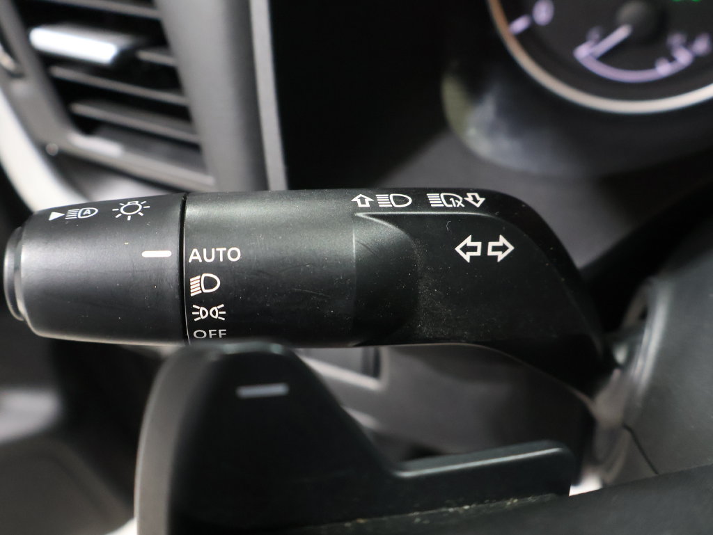 Used 2023 Nissan Rogue SV AWD/4WD image 38