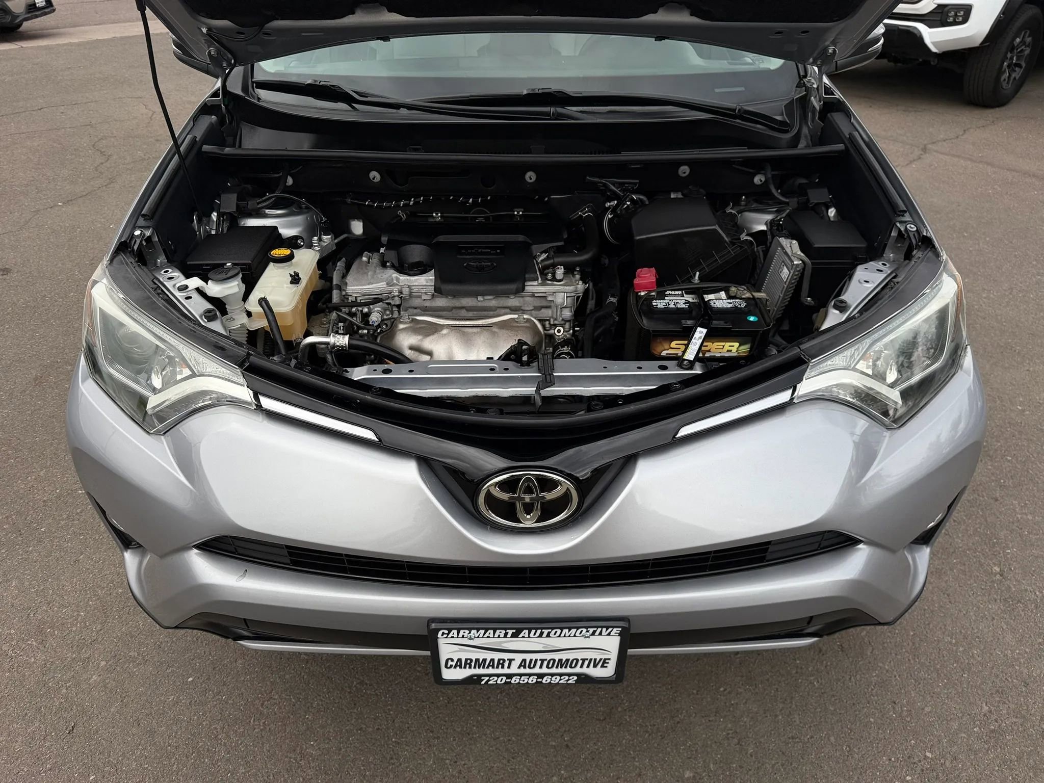 Used 2017 Toyota RAV4 XLE AWD/4WD image 36