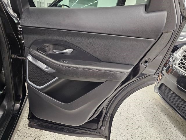 Used 2020 Jaguar E-PACE SE image 29