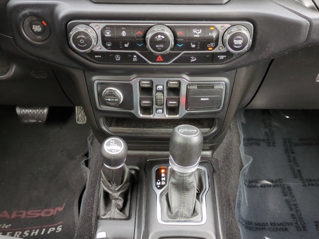 Used 2019 Jeep Wrangler Unlimited Sport S AWD/4WD image 19