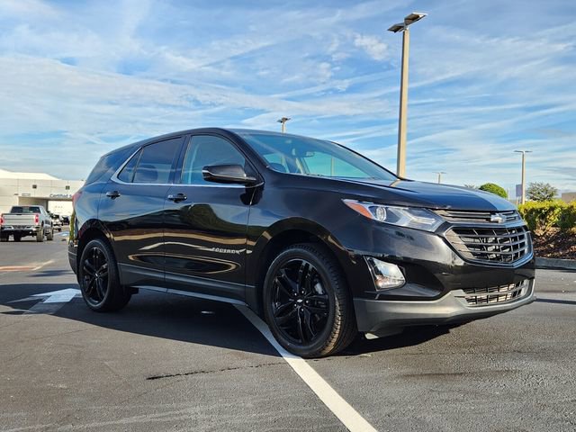 Certified 2020 Chevrolet Equinox LT w/ Midnight Edition image 7