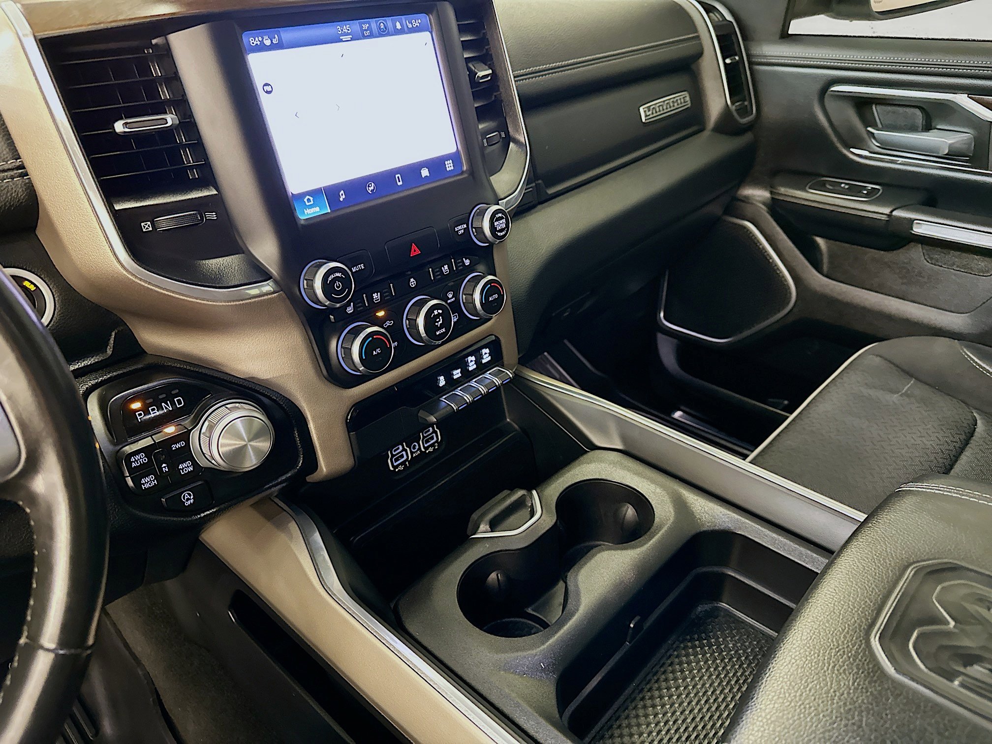 Used 2022 RAM 1500 Laramie AWD/4WD image 25