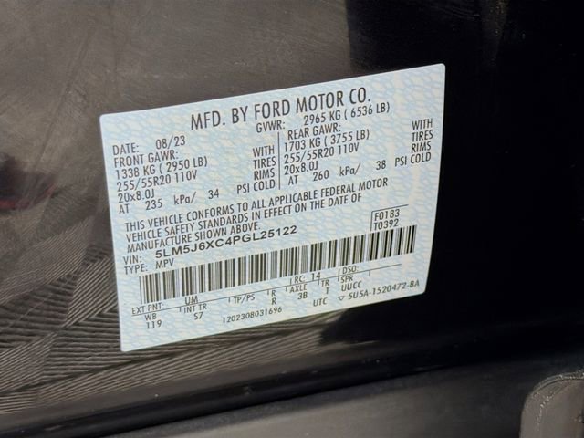 Used 2023 Lincoln Aviator AWD w/ Premium Package image 35