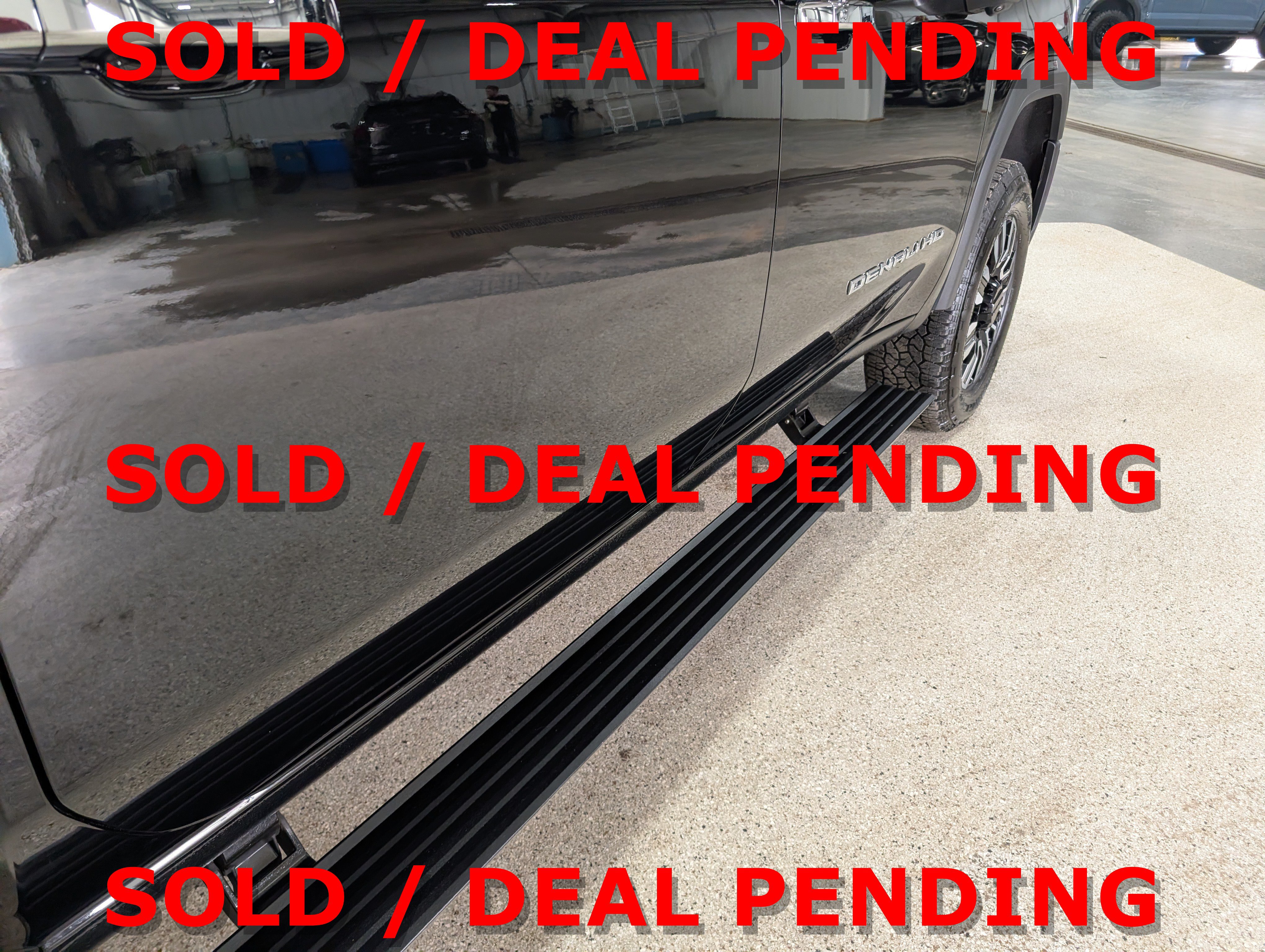 Used 2025 GMC Sierra 2500 Denali Ultimate AWD/4WD image 11