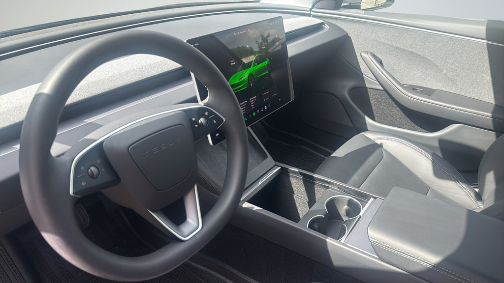 Used 2025 Tesla Model 3 Long Range RWD image 24