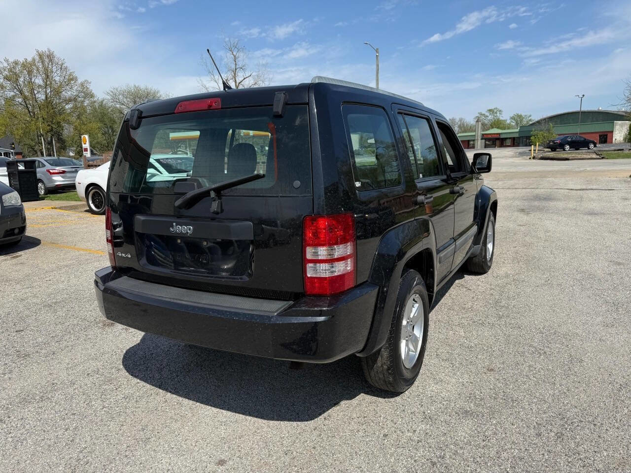 Used 2012 Jeep Liberty Sport AWD/4WD image 15