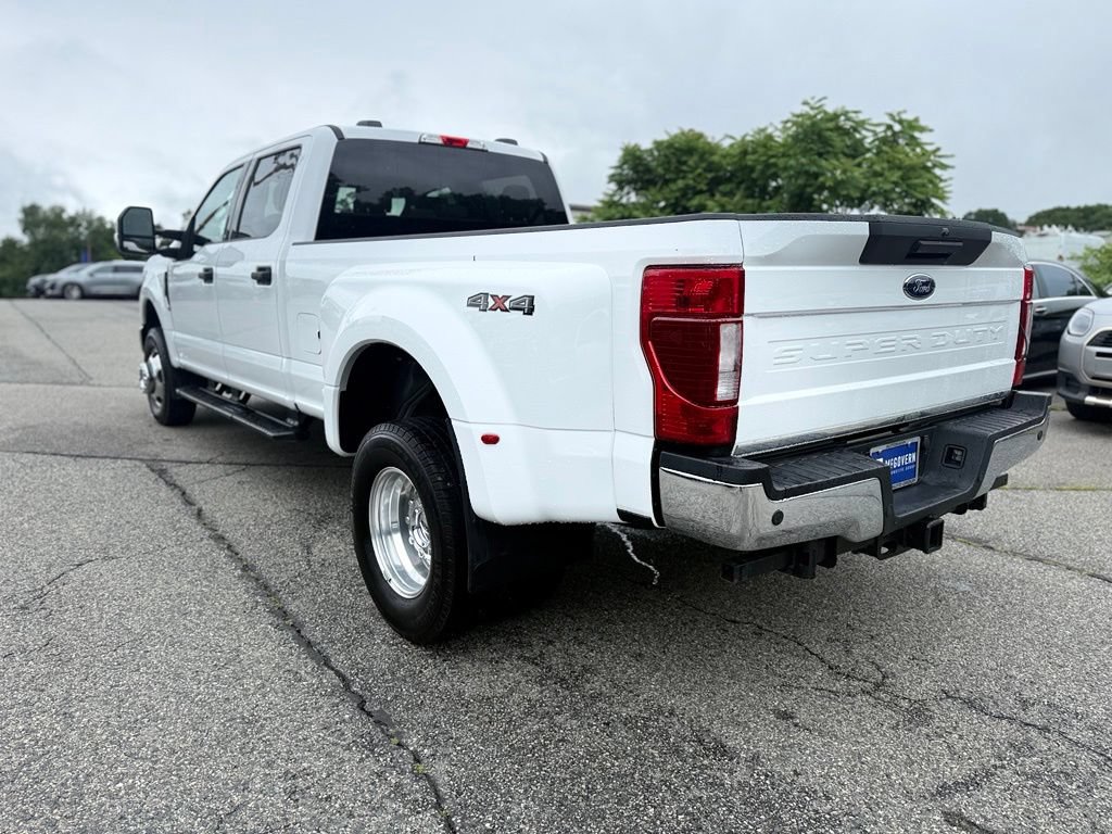 Used 2020 Ford F350 XLT w/ XLT Value Package AWD/4WD image 3