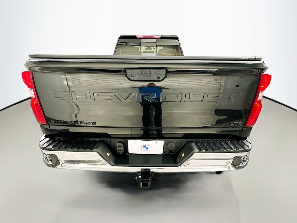 Used 2020 Chevrolet Silverado 2500 LTZ w/ LTZ Texas Edition RWD image 6