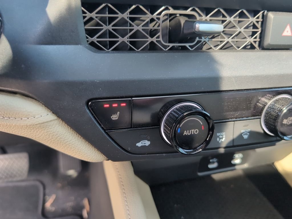 Certified 2024 Honda Accord EX image 27