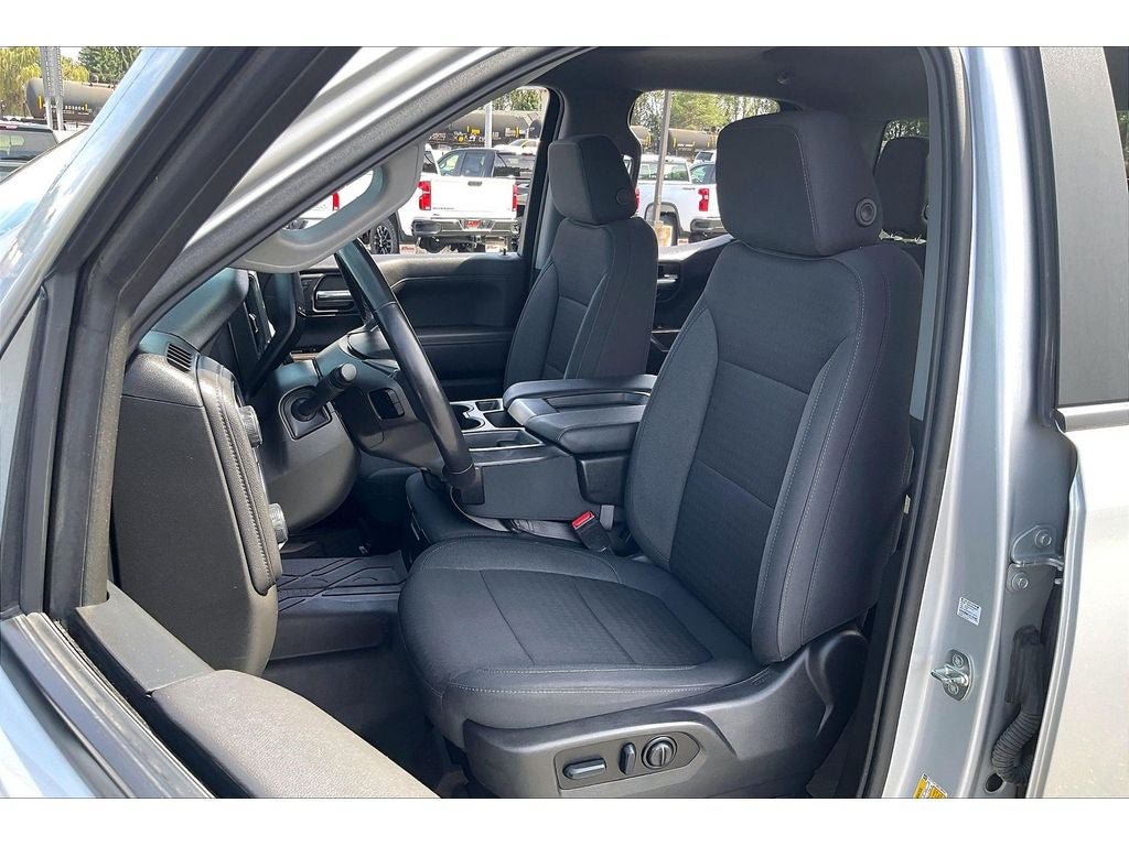 Used 2022 Chevrolet Silverado 1500 RST AWD/4WD image 26