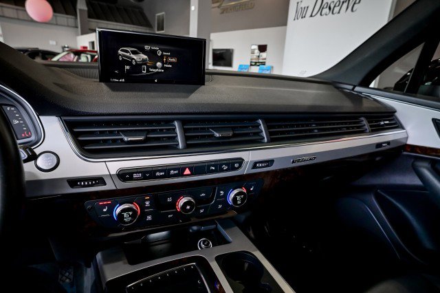 Used 2019 Audi Q7 2.0T Premium w/ Cold Weather Package image 39