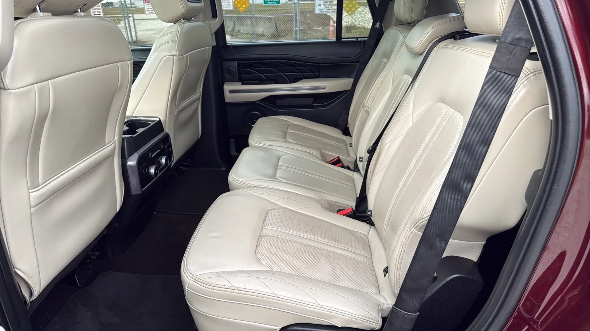 Used 2020 Ford Expedition Platinum RWD image 15