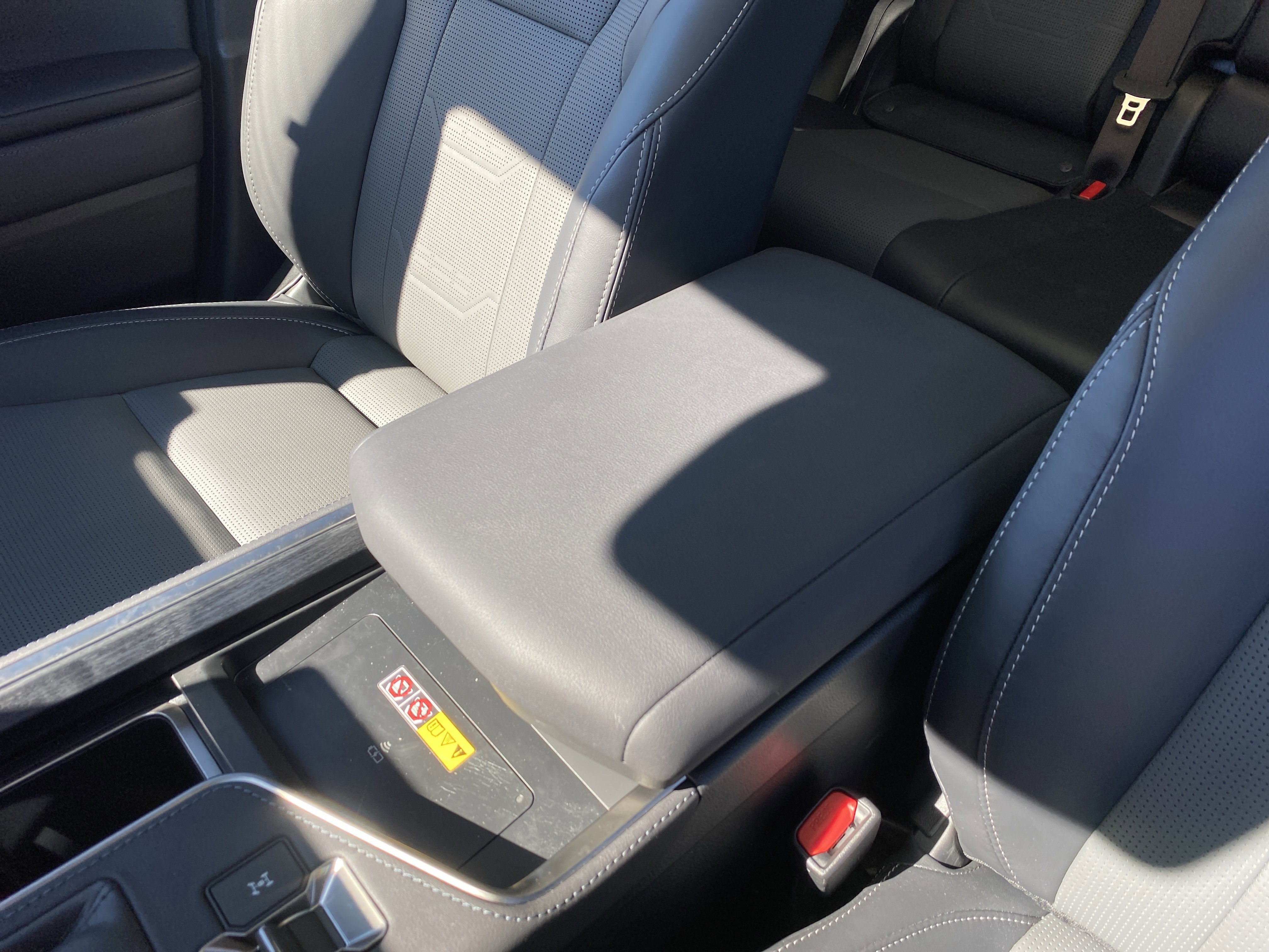 Used 2025 Lexus GX 550 w/ Accessory Package (2T) AWD/4WD image 43