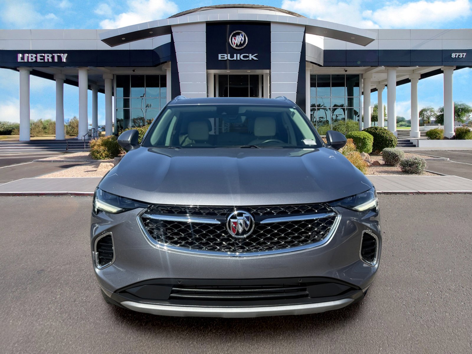 Used 2022 Buick Envision Avenir w/ Technology Package II FWD image 4