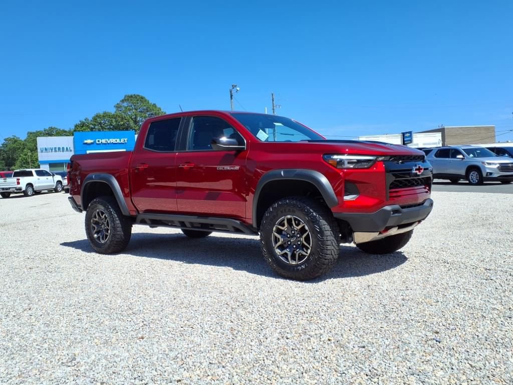 Used 2023 Chevrolet Colorado ZR2 w/ ZR2 Convenience Package III image 1