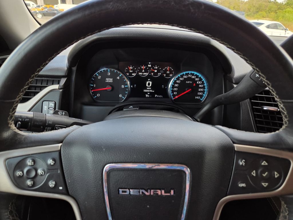 Used 2017 GMC Yukon XL Denali RWD image 20