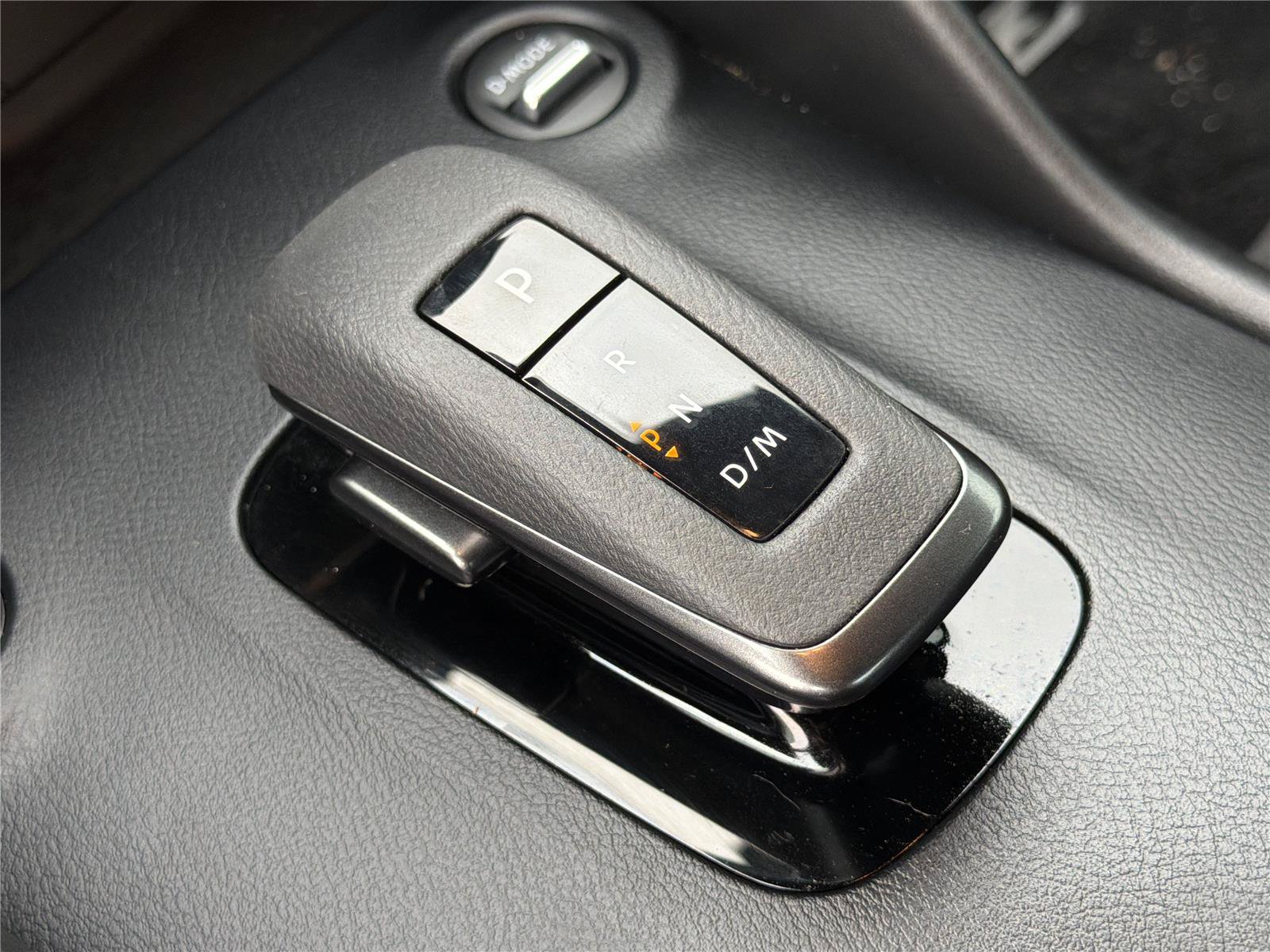 Used 2024 Nissan Z Performance w/ Heritage Edition RWD image 29